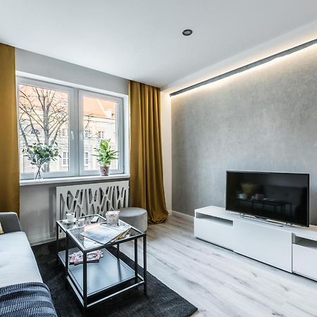Theatre Apartment - Apartament Przy Rynku W Glogowie المظهر الخارجي الصورة